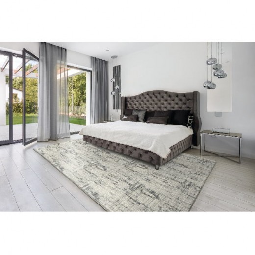 Custom Crystal Ice, 72% UV Stabilized Royaltron polypropylene and 28% Polysilk Area Rug